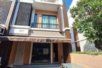 4 Bedroom Townhouse for sale in Suan Luang, Bangkok