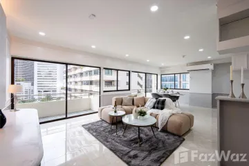 2 Bedroom Condo for sale in Khlong Toei, Bangkok near BTS Nana
