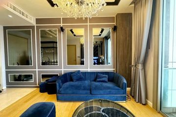 1 Bedroom Condo for sale in Khlong Ton Sai, Bangkok near BTS Charoen Nakhon