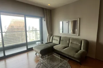 2 Bedroom Condo for sale in Khlong Toei Nuea, Bangkok near BTS Nana