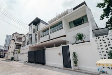 4 Bedroom Townhouse for sale in Khlong Toei Nuea, Bangkok near MRT Sukhumvit