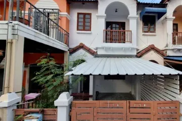 2 Bedroom Townhouse for sale in Don Mueang, Bangkok