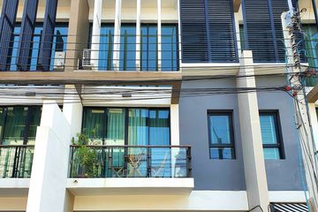 3 Bedroom Townhouse for Sale or Rent in Bless Town Sukhumvit 50, Phra Khanong, Bangkok near BTS On Nut