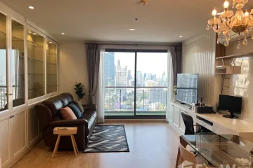 2 Bedroom Condo for sale in Phra Khanong, Bangkok near BTS Ekkamai