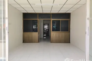 Condo for rent in Sam Sen Nai, Bangkok