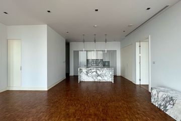 2 Bedroom Condo for sale in Silom, Bangkok near BTS Chong Nonsi