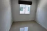 3 Bedroom Townhouse for Sale or Rent in Lak Song, Bangkok