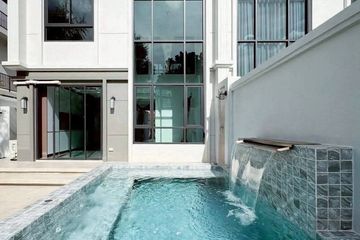 3 Bedroom Townhouse for sale in Pa Daet, Chiang Mai