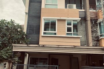4 Bedroom Townhouse for sale in The Ozone Phaholyothin 48, Anusawari, Bangkok