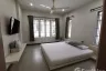 3 Bedroom House for sale in Tha Raeng, Bangkok