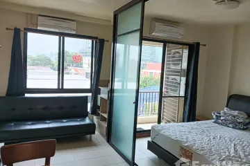Condo for rent in Bang Na, Bangkok near BTS Udom Suk