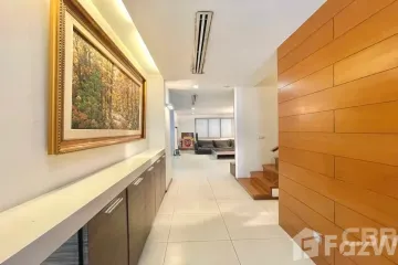 5 Bedroom House for sale in Khlong Tan Nuea, Bangkok near Airport Rail Link Ramkhamhaeng