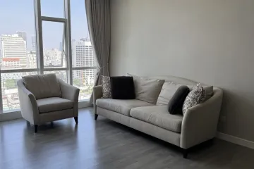 2 Bedroom Condo for sale in Silom, Bangkok near BTS Surasak