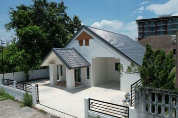 2 Bedroom House for sale in San Phak Wan, Chiang Mai