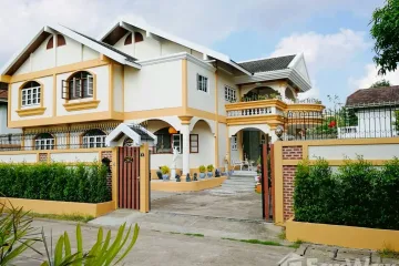 4 Bedroom House for sale in Hua Mak, Bangkok near MRT Ramkhamhaeng 12
