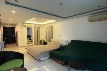 Condo for sale in Na Kluea, Chonburi