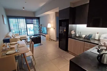 2 Bedroom Condo for Sale or Rent in Khlong Toei Nuea, Bangkok near MRT Phetchaburi