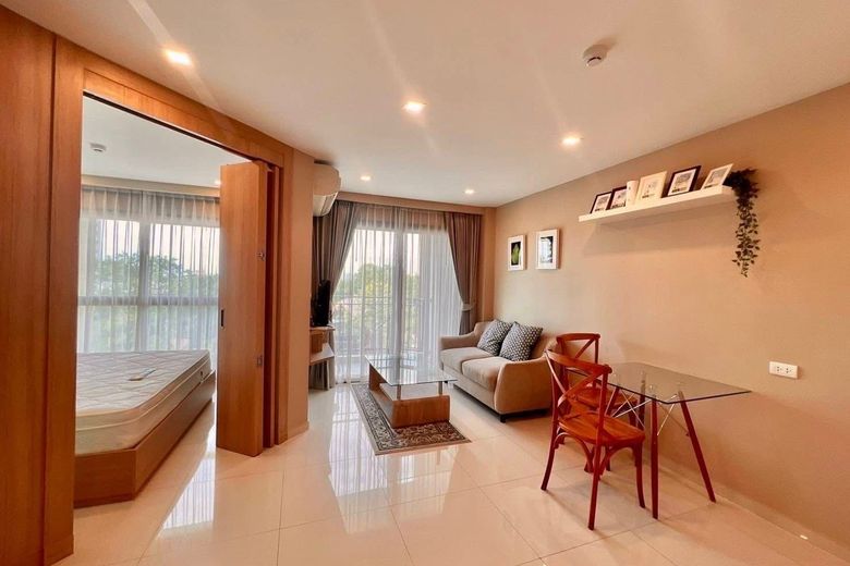 1 Bedroom Condo
