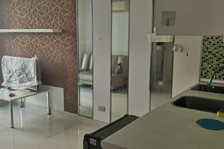 1 Bedroom Condo For Rent
