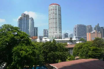 2 Bedroom Condo for sale in Khlong Tan Nuea, Bangkok near BTS Thong Lo