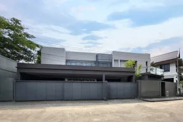 4 Bedroom Villa for sale in Talat Khwan, Chiang Mai