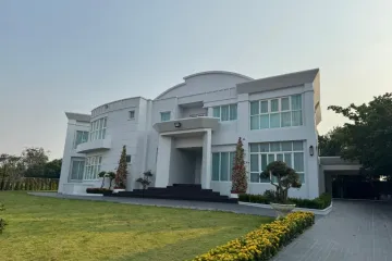 6 Bedroom House for Sale or Rent in Nong Pla Lai, Chonburi