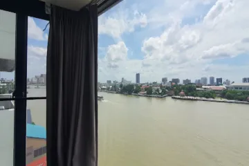 Condo for sale in Wat Sam Phraya, Bangkok near MRT Sanam Luang