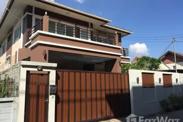 3 Bedroom House for sale in Lat Phrao, Bangkok