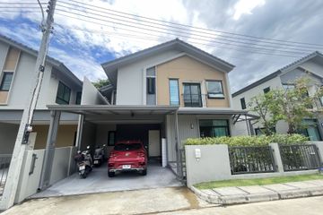 4 Bedroom House for sale in Nong Pa Khrang, Chiang Mai