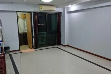 1 Bedroom Condo for sale in Phaya Thai, Bangkok near BTS Saphan Kwai