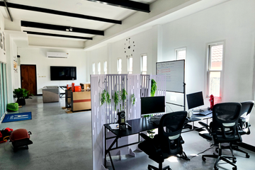 Office for rent in Nong Prue, Chonburi