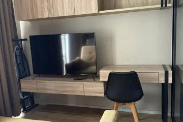 1 Bedroom Condo for sale in Yan Nawa, Bangkok near BTS Surasak