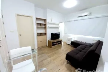 1 Bedroom Condo for rent in Khlong Ton Sai, Bangkok near BTS Wongwian Yai