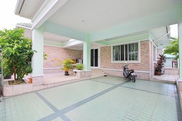 2 Bedroom House for rent in Na Kluea, Chonburi