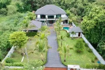 5 Bedroom House for sale in Nong Han, Chiang Mai