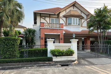 3 Bedroom House for sale in Nong Pa Khrang, Chiang Mai