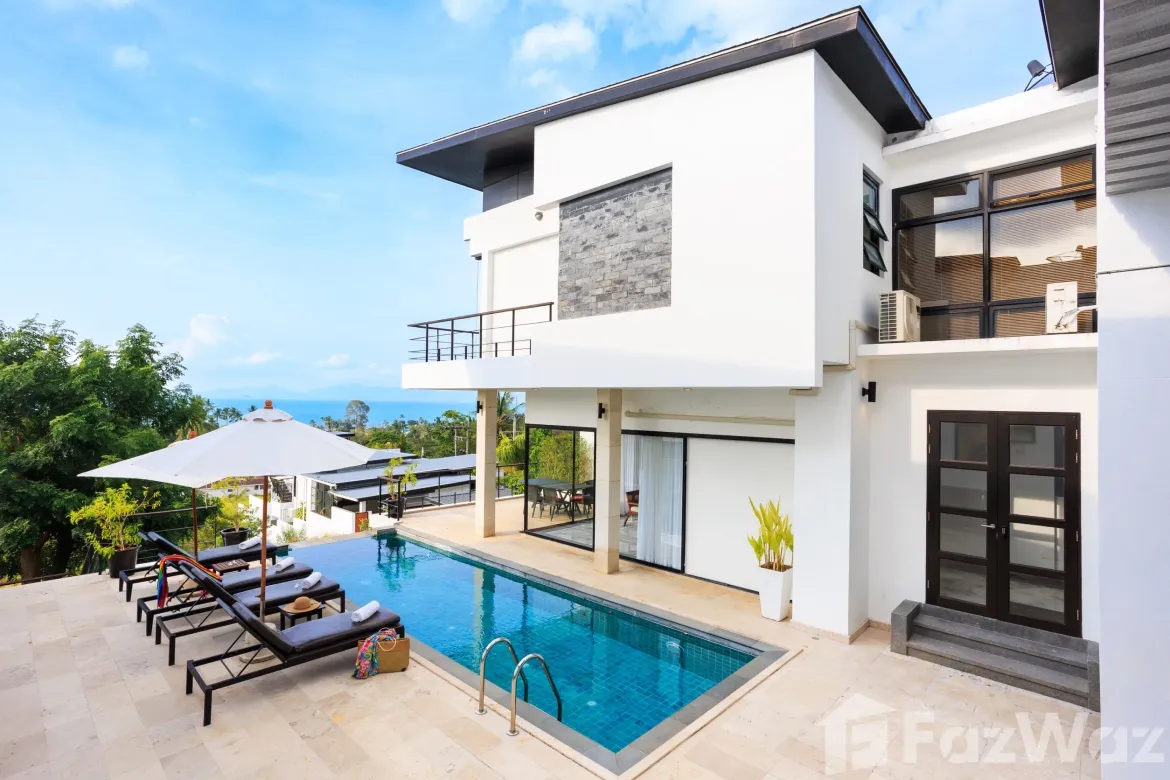5 Bedroom Villa