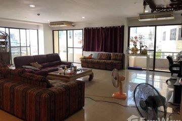 2 Bedroom Condo for sale in Khlong Toei, Bangkok near BTS Nana