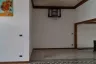8 Bedroom Townhouse for sale in Huai Khwang, Bangkok