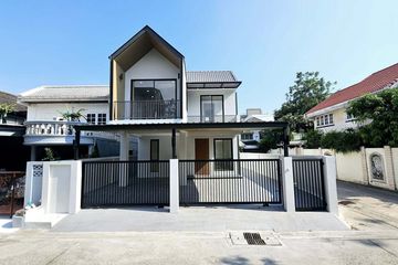 3 Bedroom House for sale in Bang Chak, Bangkok near BTS Punnawithi