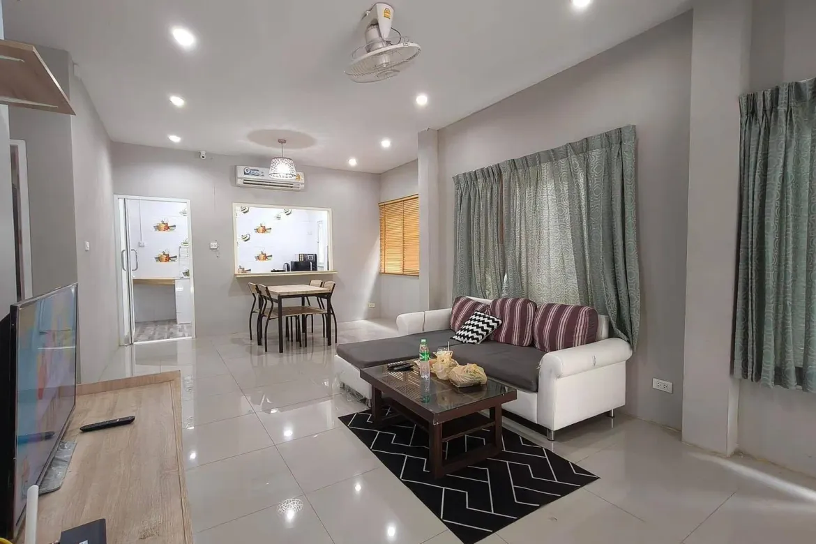 2 Bedroom House