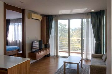 1 Bedroom Condo for rent in Surasak, Chonburi