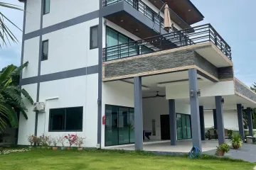 5 Bedroom Villa for Sale or Rent in Bo Phut, Surat Thani