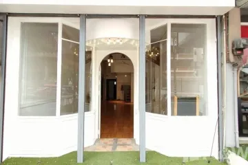 2 Bedroom Commercial for rent in Suthep, Chiang Mai