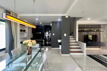 3 Bedroom Townhouse for rent in San Phak Wan, Chiang Mai