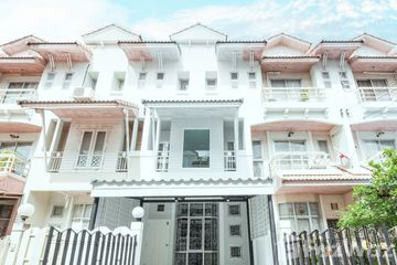 4 Bedroom Townhouse for sale in Don Mueang, Bangkok