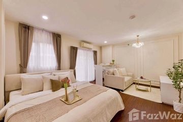1 Bedroom Condo for sale in The Escape Building B, Bang Chak, Bangkok near BTS Punnawithi