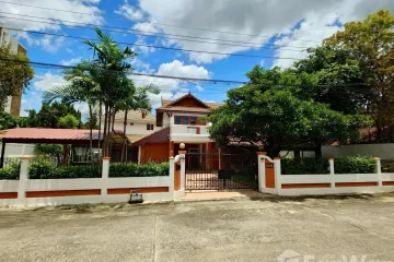 3 Bedroom House for rent in Chang Khlan, Chiang Mai