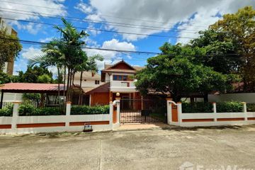 3 Bedroom House for rent in Baan Ploy Burin, Chang Khlan, Chiang Mai