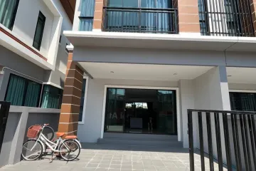 3 Bedroom Townhouse for rent in Cha am, Phetchaburi